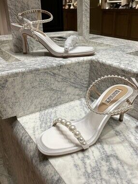 Badgley Mischka Jolie Pearl Stiletto Sandals Bridal Collection Women's Sz 5 $245